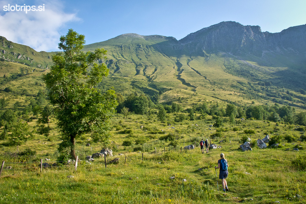 Hiking & mountaineering: Krn in Batognica - Explore Slovenia